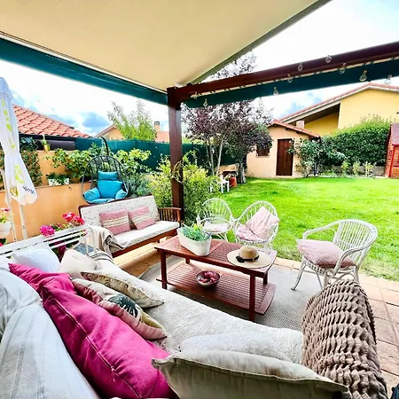 El Encanto De Navas Holiday home *